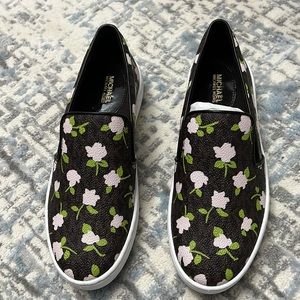 Micheal Kors slip on sneaker